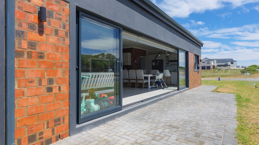 4 Bedroom Property for Sale in Agulhas Western Cape